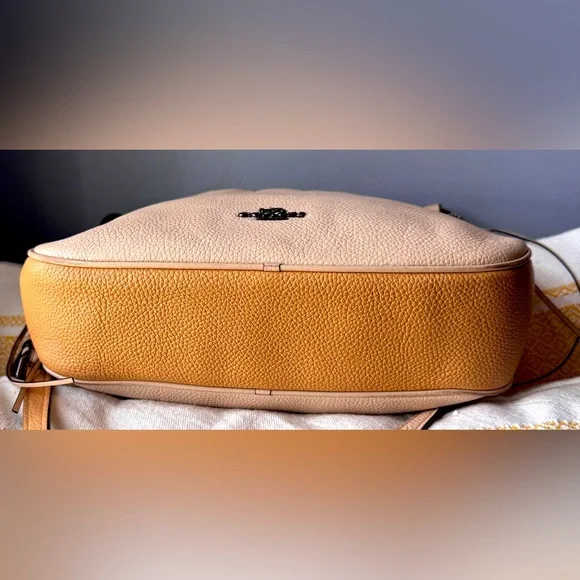 Coach Tan Crossbody Bag - Picture 4 of 9